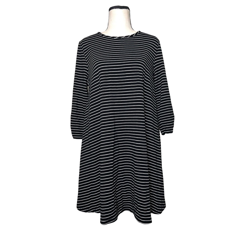 Garnet Hill Black White Stripe Knit Dress Size Medium 3/4 Sleeve Viscose Blend